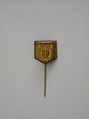 QW9 I 86 - Insigna - tematica industrie - inscriptia Infratirea 20 foto