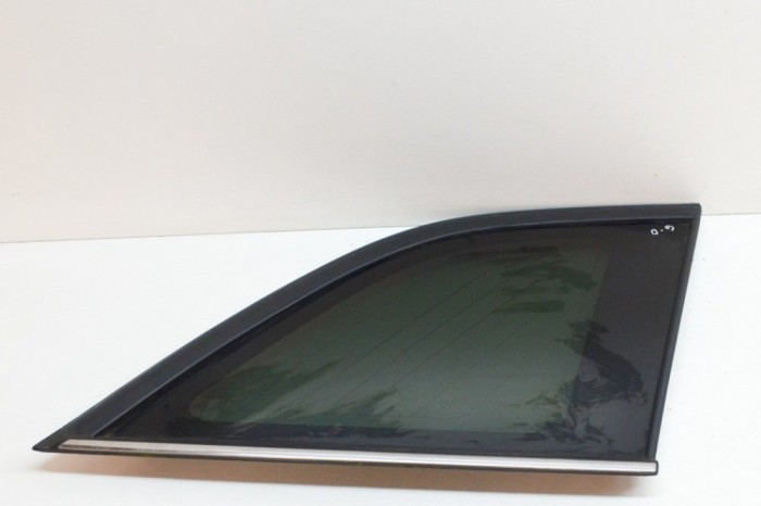 Geam lateral dreapta spate CHRYSLER PACIFICA 2003 OEM: GG-M934 14274916