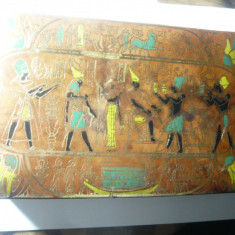 Caseta imbracata piele (sintetica) cu motive egiptene pictate , dim.=20x13x5cm