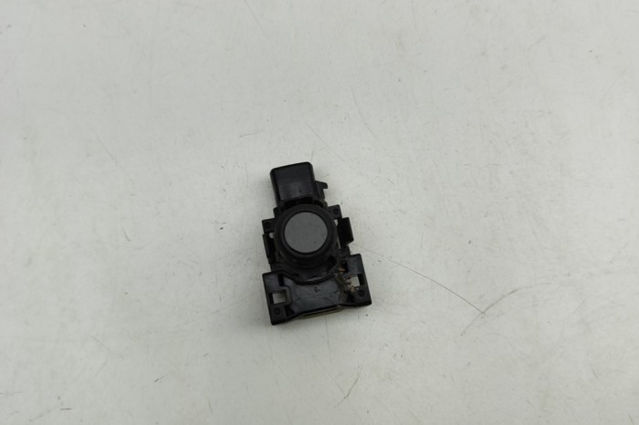 Senzor de parcare spate MAZDA CX-5 KF 2022 OEM: KD47-67UC1 31151857