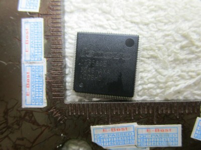 ITE ITE8580E AX IT8S80E IT85B0E IT858OE IT8580EAXA IT8580E AXA TQFP128 foto