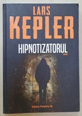 HIPNOTIZATORUL , roman de LARS KEPLER ,2019 foto