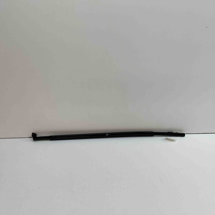 Chedar geam ușă dreapta spate VOLVO XC60 II 246 2024 OEM: 31693185