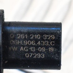 Senzor de poziție ax cu came AUDI Q5 8R 2014 OEM: 06H906433C0261210329