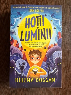 Hotii Luminii - Helena Duggan foto
