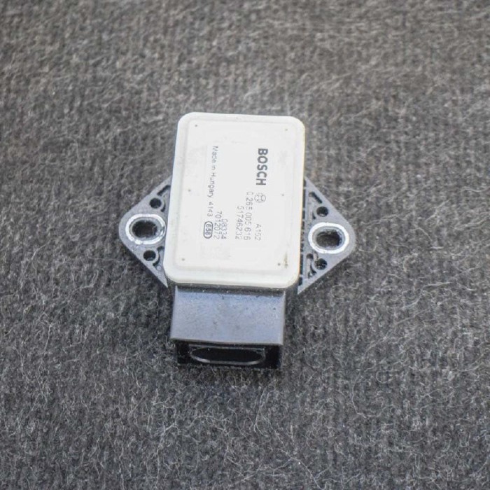 Senzor de accelerație MASERATI GRAN TURISMO 2009 OEM: 51746232,0265005616,7012072 10858335