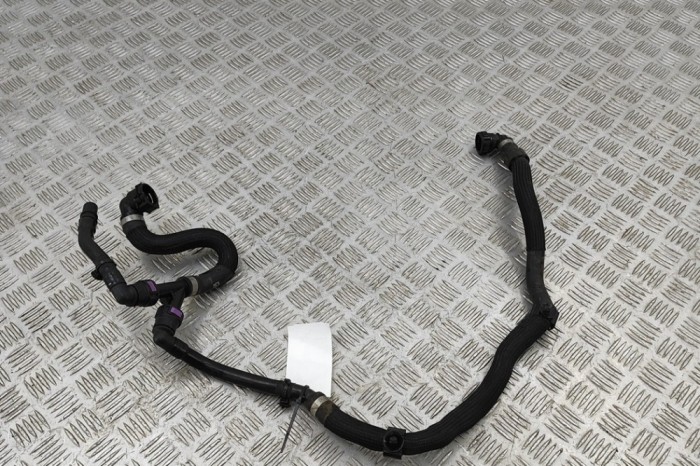 Furtun de lichid de răcire JAGUAR I-PACE X590 2020 OEM: J9D3-8D128-BC 27940568