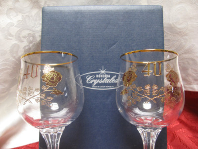 SET PAHARE CRISTAL BOHEMIA ANIVERSARE 40 ANI DECOR GRAVAT CU TRANDAFIRI 17.5 CM foto