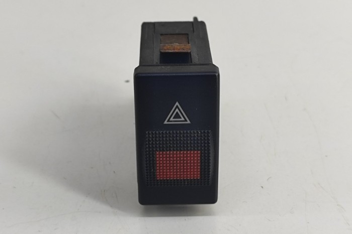 Buton de avarie AUDI A8 D2 4D2, 4D8 1997 OEM: 4D0941509A | 29952829