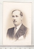 bnk foto - Portret de barbat - Foto Royal N Buzdugan Bucuresti
