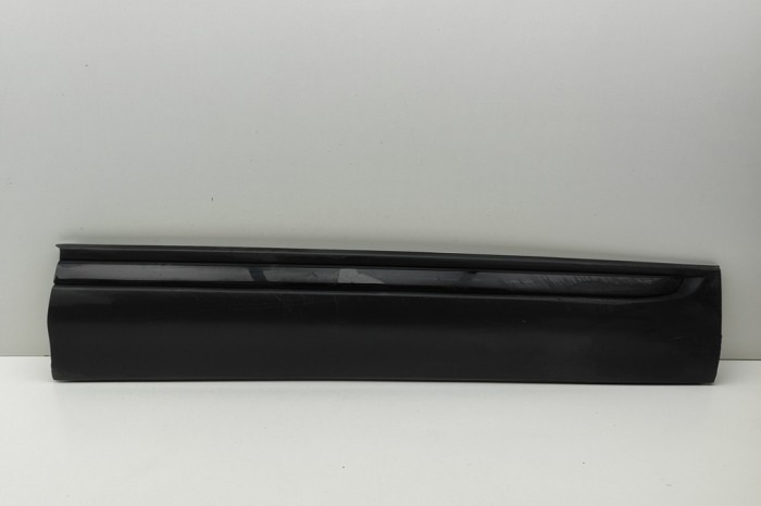 Bandou inferior ușă dreapta față LAND ROVER RANGE ROVER EVOQUE L538 2018 OEM: BJ32-21064-BJ | 31559519