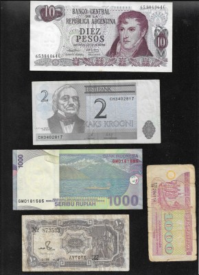 Set 5 bancnote de prin lume adunate (cele din imagini) #407 foto