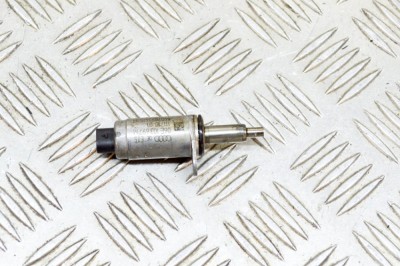 Supapa solenoid AUDI A3 Limousine 8VS, 8VM 2015 OEM: 06E103697M 12447446 foto
