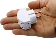 Stecher cu 5 prize, fara impamantare, 6A 220V, rosu, verde, albastru