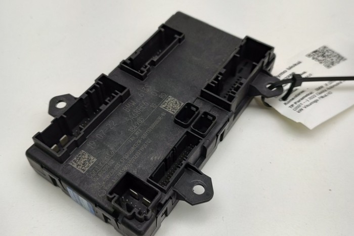 Modul de control ușă st&acirc;nga spate BMW iX I20 2022 OEM: 5A6BEE6 30703288