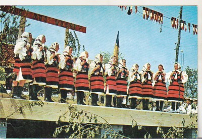 bnk cp Primavara horitoarelor . Fete din Hoteni - Vedere - uzata foto