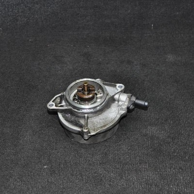 Pompa de vacuum AUDI A8 D3 4E2, 4E8 2005 OEM: 057145100T 1851755 foto