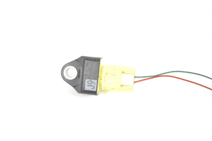 Senzor de impact lateral dreapta TOYOTA C-HR _X1_ 2018 OEM: 89831-F4030 11454806