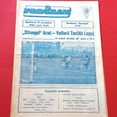 Program meci fotbal "STRUNGUL" ARAD - "VULTURII" TEXTILA LUGOJ (21.10.1990)