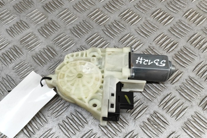 Motor macara geam ușă dreapta spate PORSCHE PANAMERA 970 2010 OEM: 97062410101,0536011001 31055650