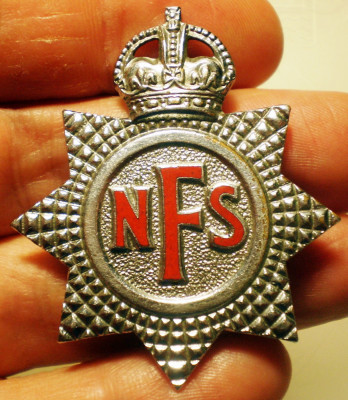 I.885 INSIGNA UK MAREA BRITANIE ANGLIA POMPIERI NFS NATIONAL FIRE SERVICE foto