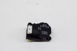 Motoras clapetă aeroterma MERCEDES-BENZ S W220 2001 OEM: EAM501,91508UA26 14446969