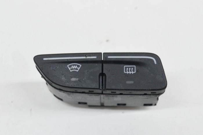 Comutator FORD FOCUS III 2012 OEM: AM5T-18K574-AB 13664049