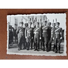 Fotografie, militari, intre ei Pilotul Militar Greceanu, al doilea razboi mondial