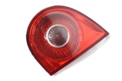 Lampa haion dreapta VW GOLF V 1K1 2004 OEM: 1K6945094F foto