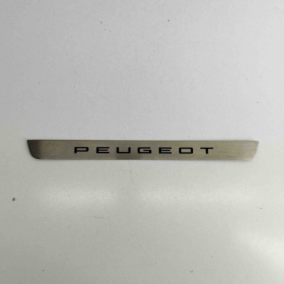 Ornament prag dreapta față PEUGEOT 2008 II 2024 OEM: 98532023RW foto