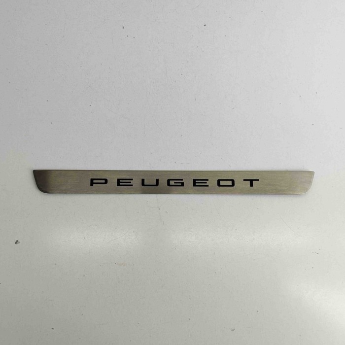 Ornament prag dreapta față PEUGEOT 2008 II 2024 OEM: 98532023RW