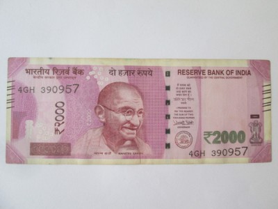 India 2000 Rupees 2016 foto