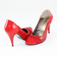 Pantofi cu toc dama piele naturala - Nike Invest rosu - Marimea 40
