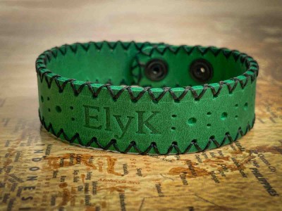 Bratara din piele naturala, handmade, lucrata si cusuta manual, Atta, Verde, Produs in Romania foto