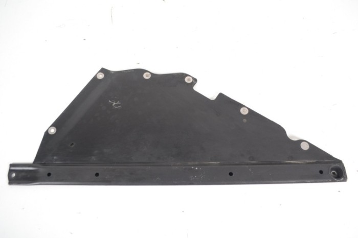 Scut motor dreapta spate BMW i3 I01 2018 OEM: 6859774 | 17865035