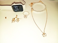 Set Bijuterii Elegant (Colier + Brățară + Cercei Fluture) + Ceas LED Cadou