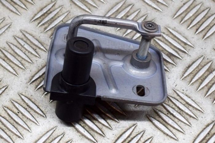 Zăvor de siguranță capota SKODA OCTAVIA IV NX3, NN3 2022 OEM: 5E3823185A 20814170
