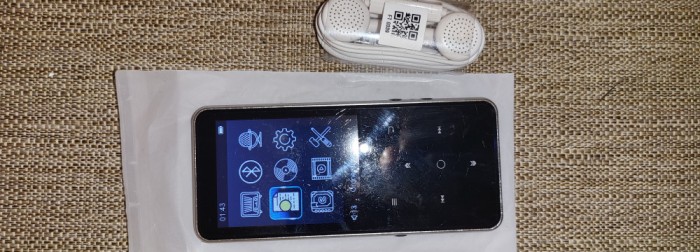 MP4 Player Benjie K11 Watherproof 16GB Livrare gratuita!