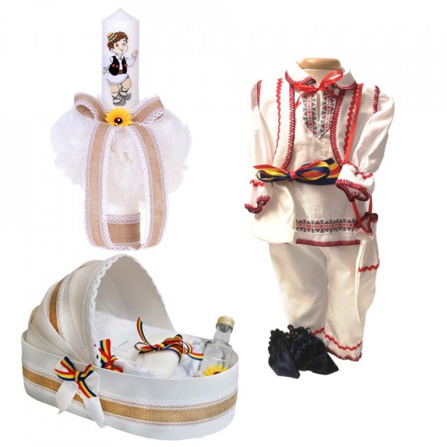 Set botez popular baietel, trusou botez landou, lumanare si costum national