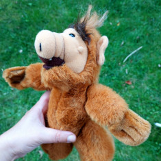 Alf, jucarie plush cu loc pentru degete pentru a o anima / manevra, 22cm