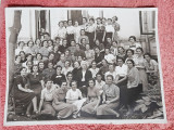 Fotografie pe carton, eleve si dascali de la Scoala de Fete, perioada interbelica