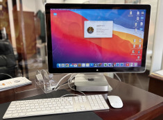 Apple Mac Mini late 2014 + Apple Cinema Display 24 foto