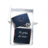 Bricheta Personalizata Metalica, Tip Zippo, Gravata cu Textul Tau