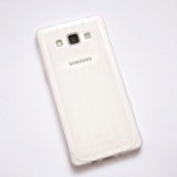 Husa Ultra Slim Samsung Galaxy A3 (A300) Transparenta
