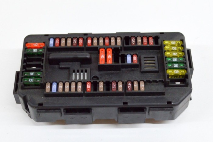 Modul panou de siguranțe BMW 3 F30, F80 2013 OEM: 9224879 14967070