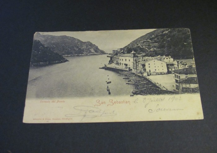 Carte Poștală Vintage Spania - San Sebasti&aacute;n &bdquo;Intrarea &icirc;n Port&rdquo; (cel mai probabil din perioada 1900&ndash;1940)