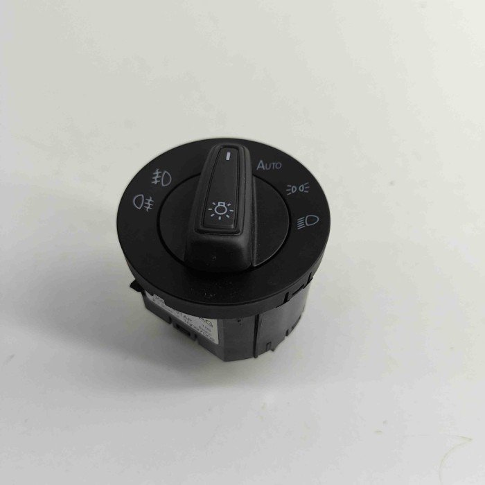 Modul de control comutator faruri VW TAIGO CS1 2023 OEM: 5G0941431AP 30114543
