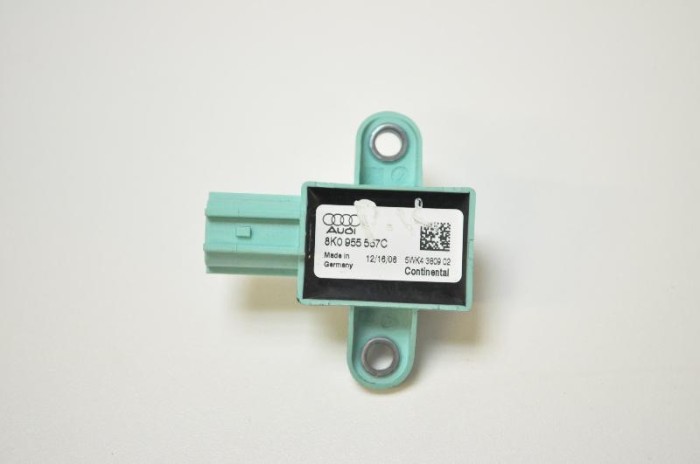 Senzor de impact lateral st&acirc;nga AUDI A4 8K2, B8 2008 OEM: 8K0955557C | 2286779
