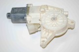 Motor macara geam ușă st&acirc;nga față MERCEDES-BENZ C W204 2010 OEM: A2048200142 1177755