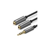 Ugreen Cablu adaptor de distribuție AUX mini jack de 3,5 mm cu mufă de microfon 20cm - negru (AV141 30620)